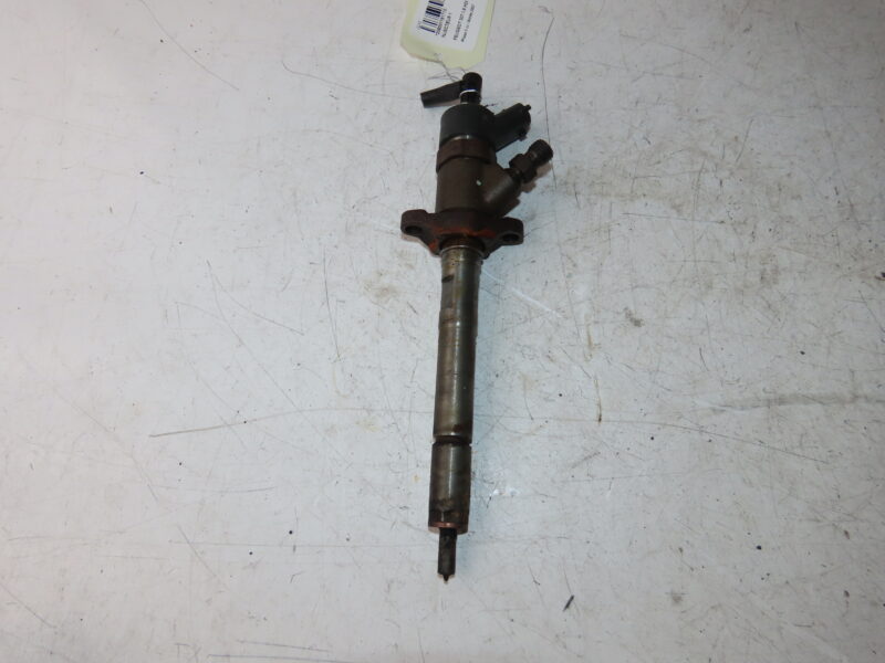 PEUGEOT-INJECTEUR 1