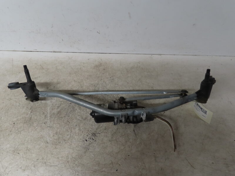 DACIA-MOTEUR ESSUIE-GLACE AV
