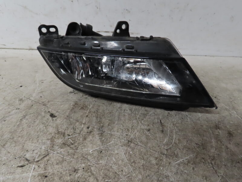 SEAT-PHARE ANTIBROUILLARD AVG