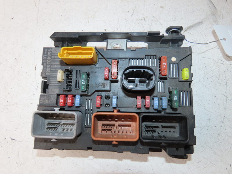 PEUGEOT-BSM (BOITIER SERVITUDE MOTEUR)