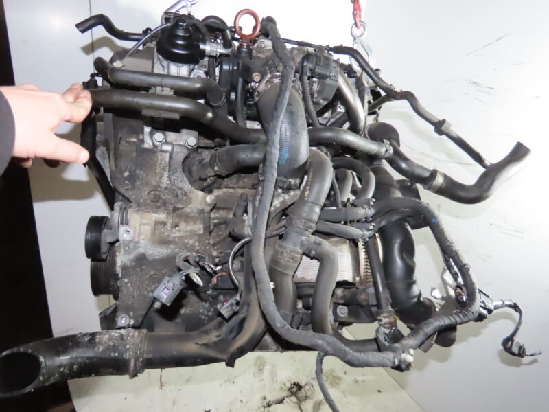 AUDI-MOTEUR COMPLET