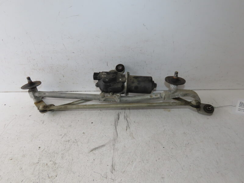 NISSAN-MOTEUR ESSUIE-GLACE AV