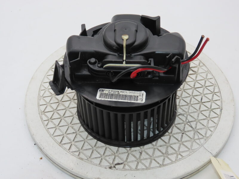 RENAULT-MOTEUR VENTILATEUR CHAUFFAGE