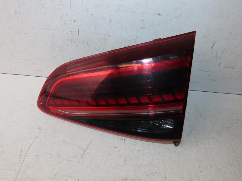 VOLKSWAGEN-FEU AR INT D