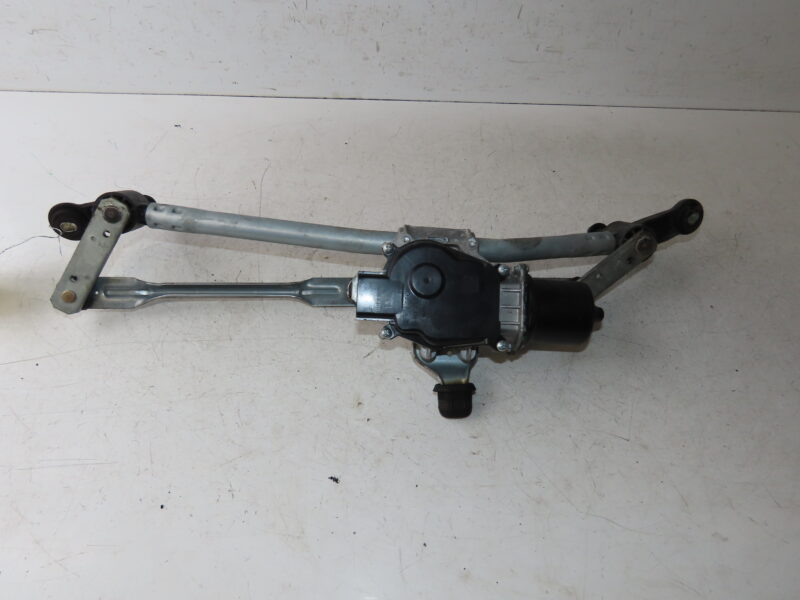 DACIA-MOTEUR ESSUIE-GLACE AV