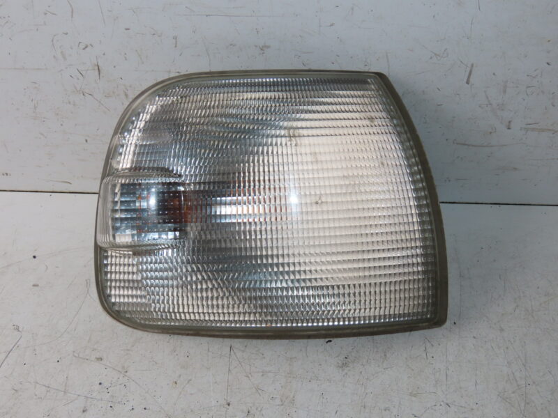 VOLKSWAGEN-CLIGNOTANT D