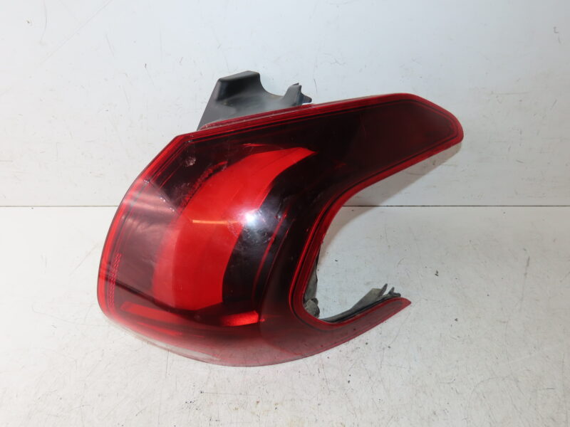 PEUGEOT-FEU ARD