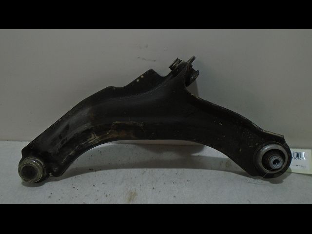 RENAULT-TRIANGLE INF AVD