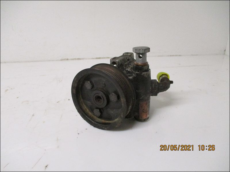 IVECO-POMPE DIRECTION ASSISTEE