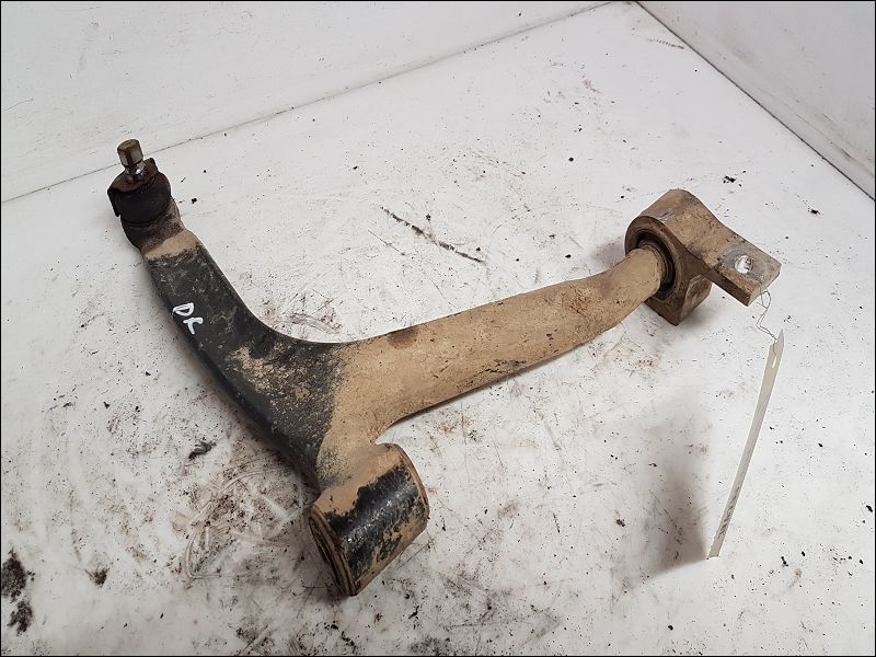 PEUGEOT-TRIANGLE INF AVD