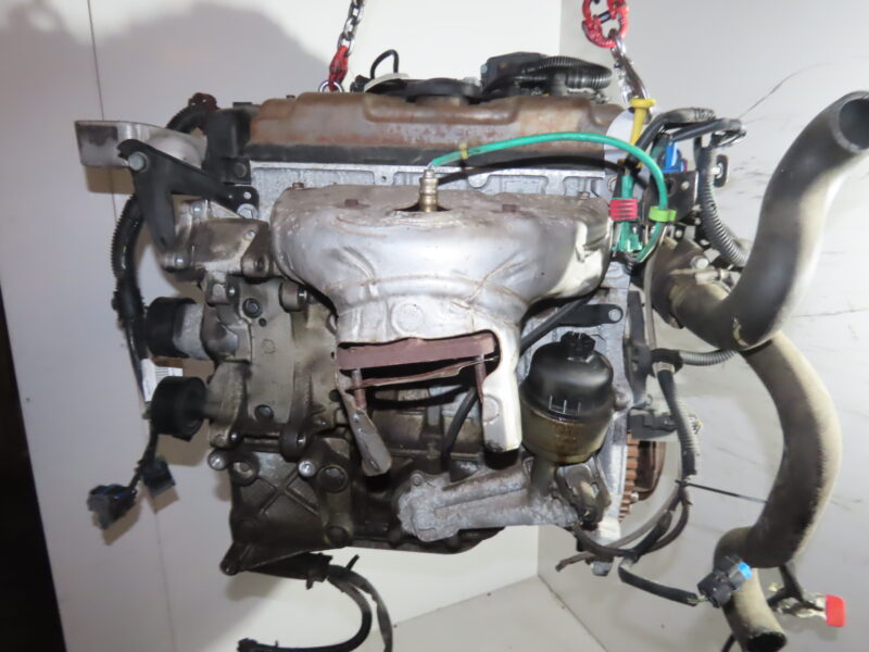 PEUGEOT-MOTEUR COMPLET