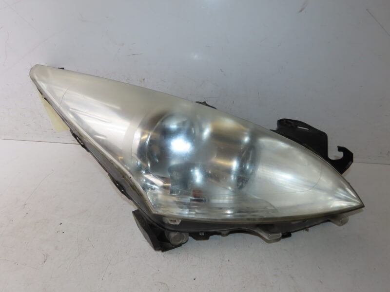 PEUGEOT-PHARE D