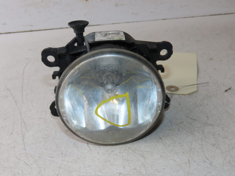 RENAULT-PHARE ANTIBROUILLARD AVD