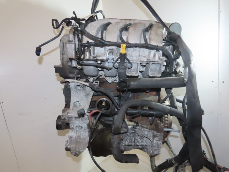 RENAULT-MOTEUR COMPLET