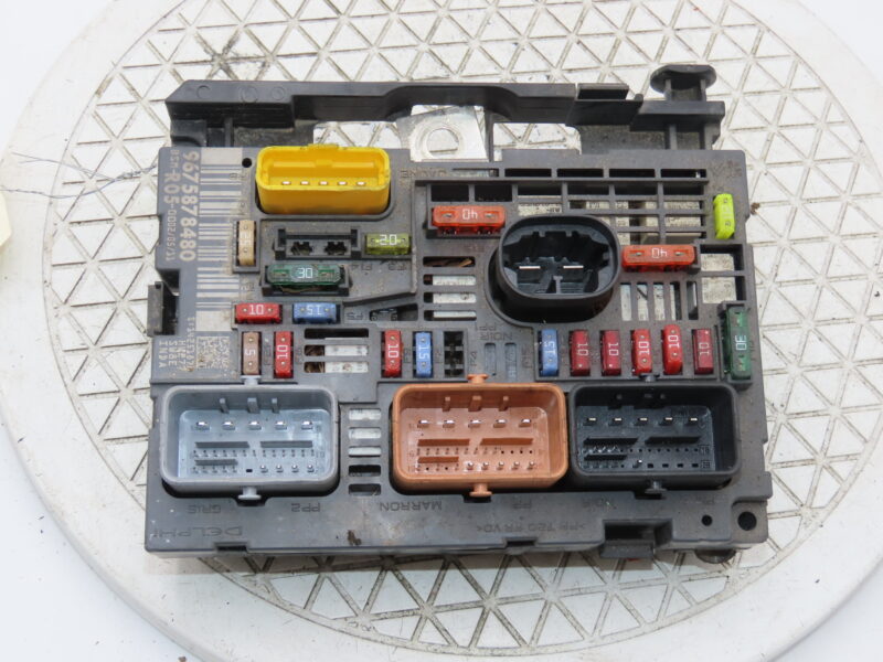 PEUGEOT-BSM (BOITIER SERVITUDE MOTEUR)