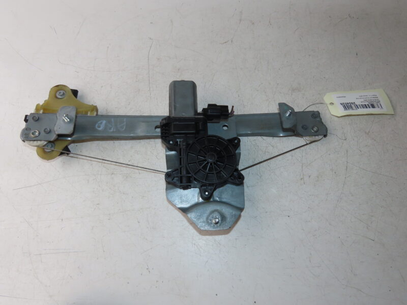 RENAULT-MECANISME+MOTEUR LEVE-GLACE ARD