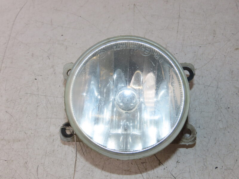 PEUGEOT-PHARE ANTIBROUILLARD AVD