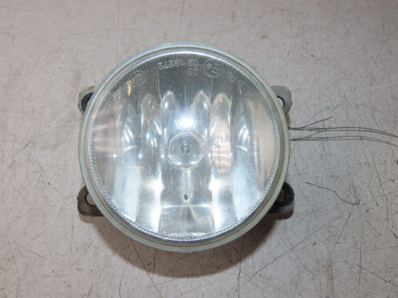 PEUGEOT-PHARE ANTIBROUILLARD AVG
