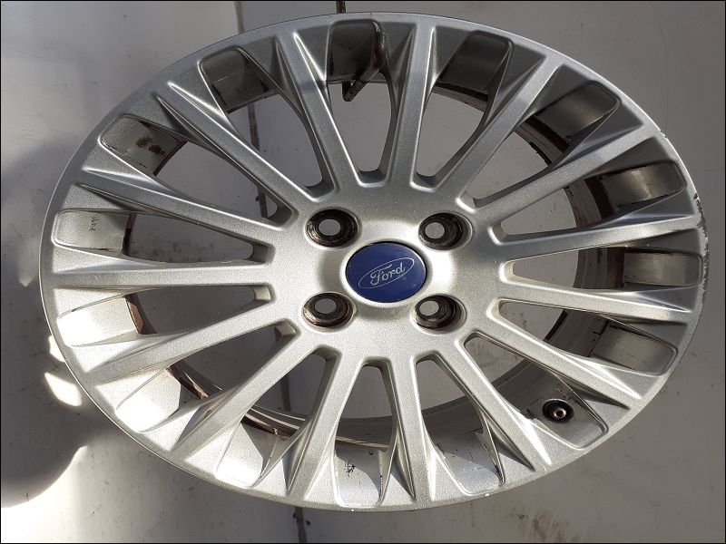 FORD-JANTE ALUMINIUM 2
