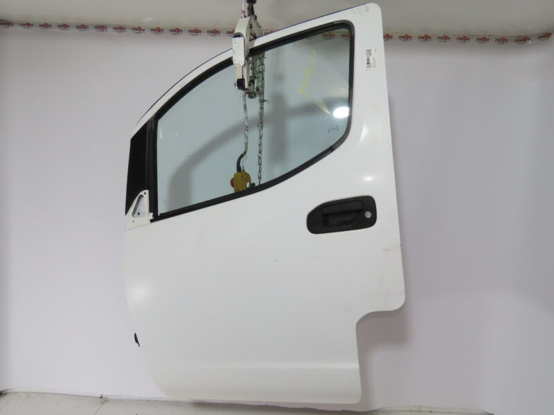 NISSAN-PORTE AVG