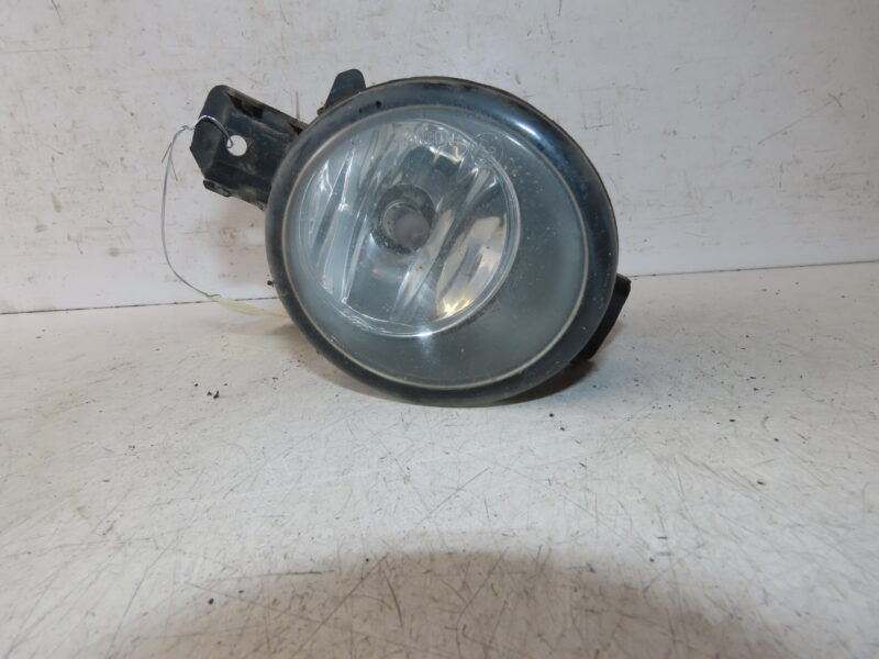 RENAULT-PHARE ANTIBROUILLARD AVD