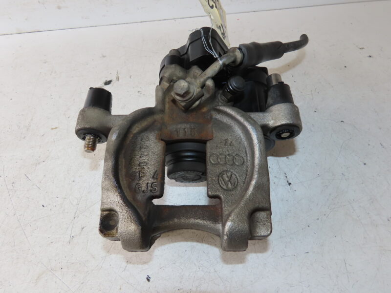 VOLKSWAGEN-ETRIER DE FREIN ARG