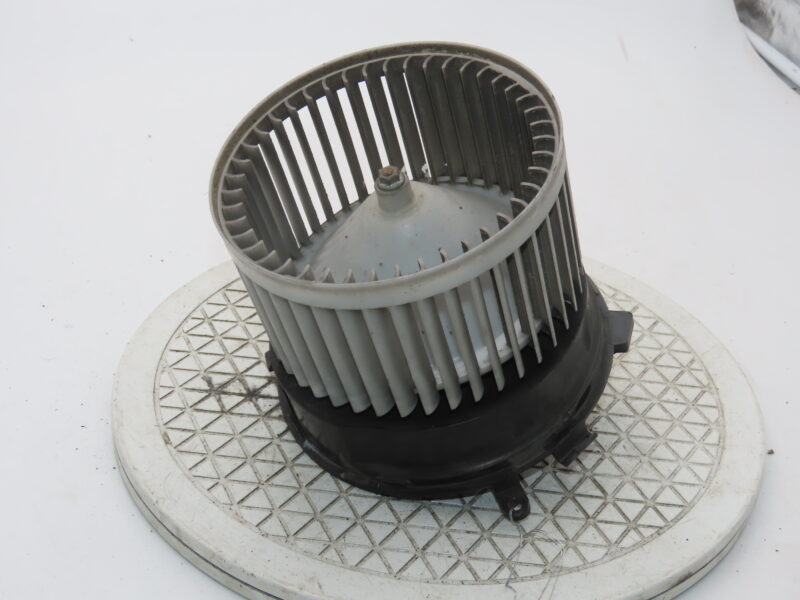 NISSAN-MOTEUR VENTILATEUR CHAUFFAGE