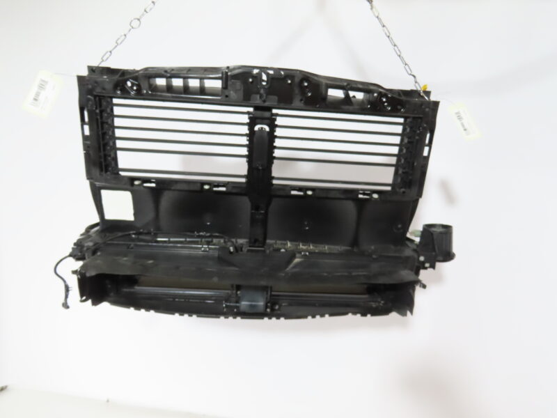 FORD-FACE AVANT