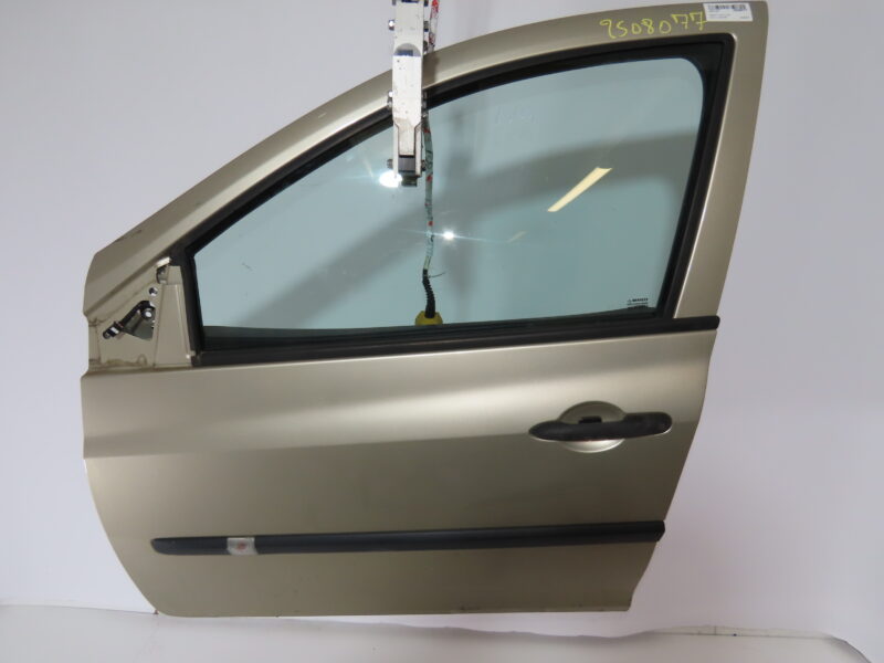 RENAULT-PORTE AVG