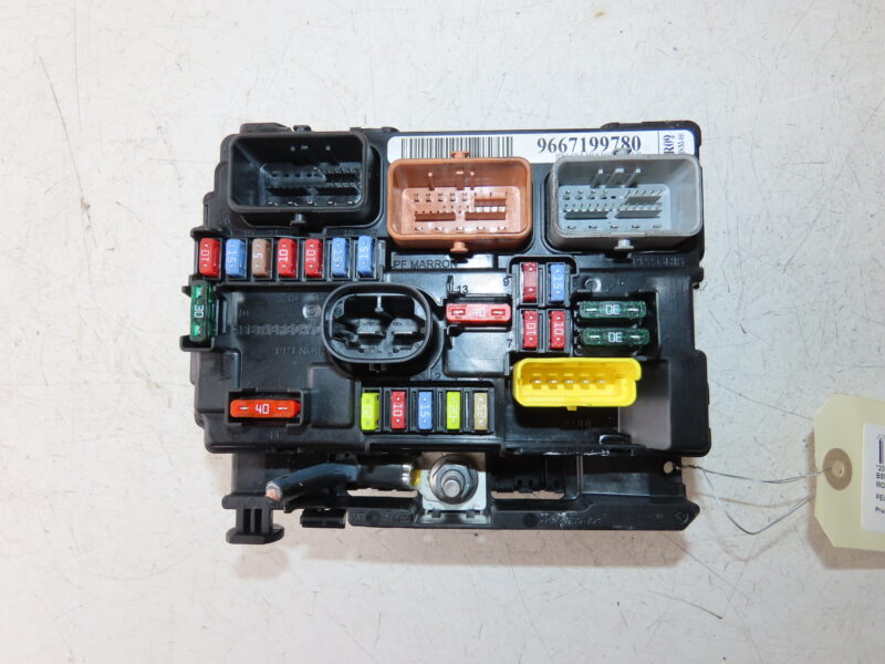 PEUGEOT-BSM (BOITIER SERVITUDE MOTEUR)