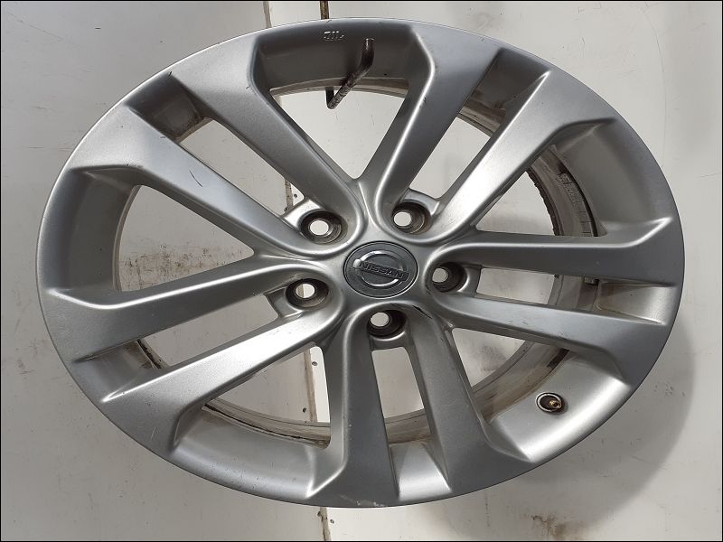 NISSAN-JANTE ALUMINIUM 4