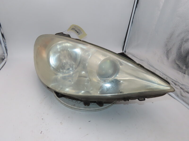 PEUGEOT-PHARE D