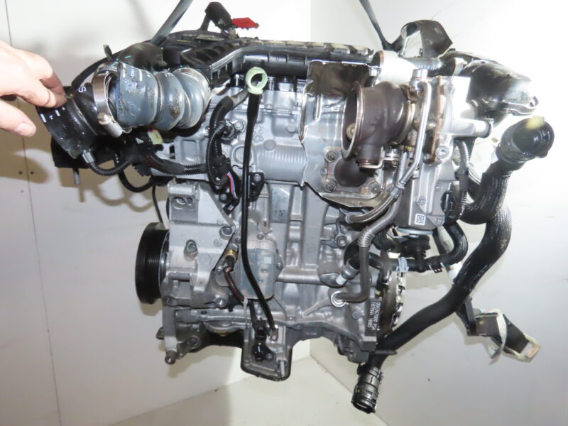 PEUGEOT-MOTEUR COMPLET