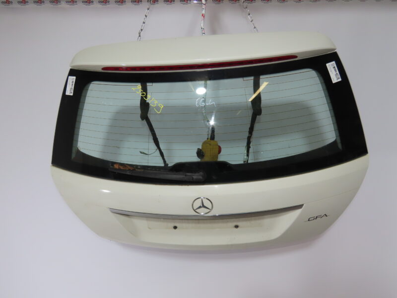 MERCEDES-HAYON