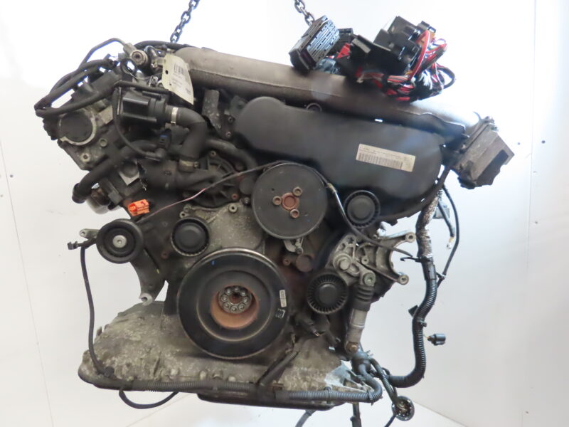 AUDI-MOTEUR COMPLET
