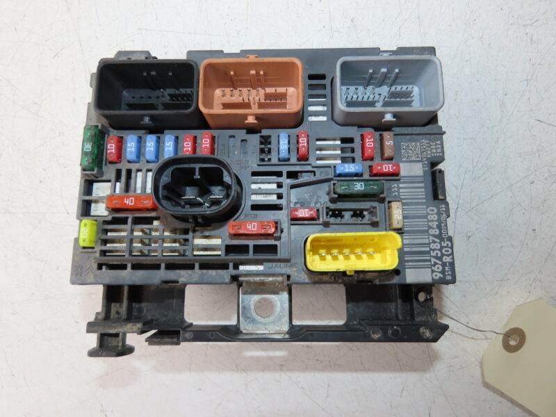 PEUGEOT-BSM (BOITIER SERVITUDE MOTEUR)