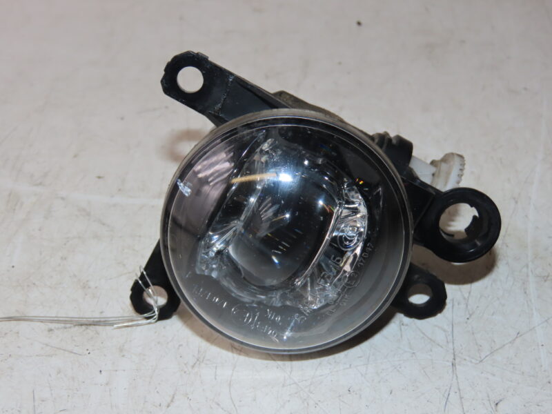 PEUGEOT-PHARE ANTIBROUILLARD AVG