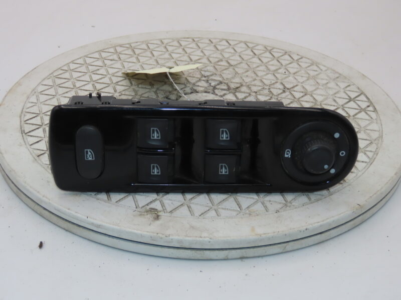 RENAULT-COMMANDE LEVE-GLACE PORTE AVG