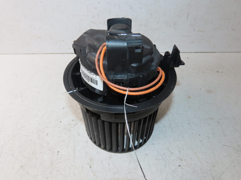 RENAULT-MOTEUR VENTILATEUR CHAUFFAGE