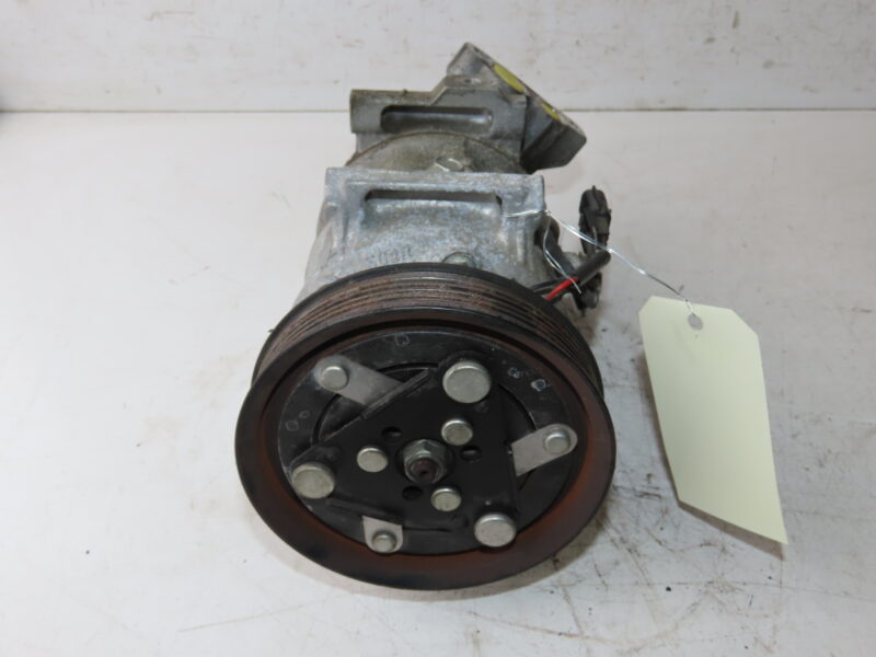 RENAULT-COMPRESSEUR AIR CONDITIONNE