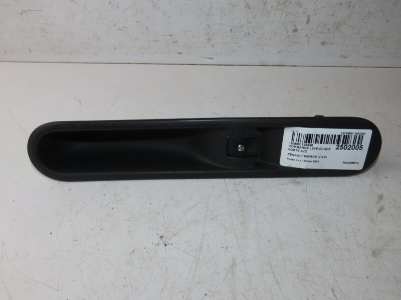 RENAULT-COMMANDE LEVE-GLACE PORTE AVD