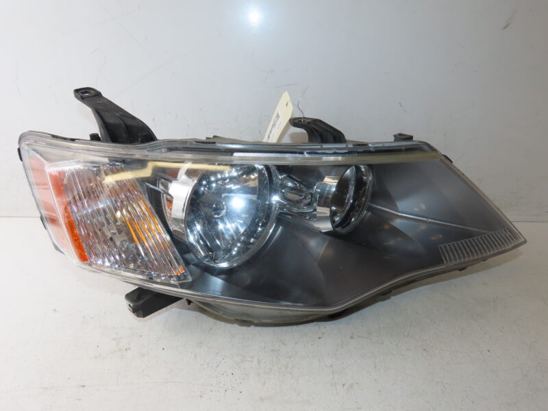 MITSUBISHI-PHARE D
