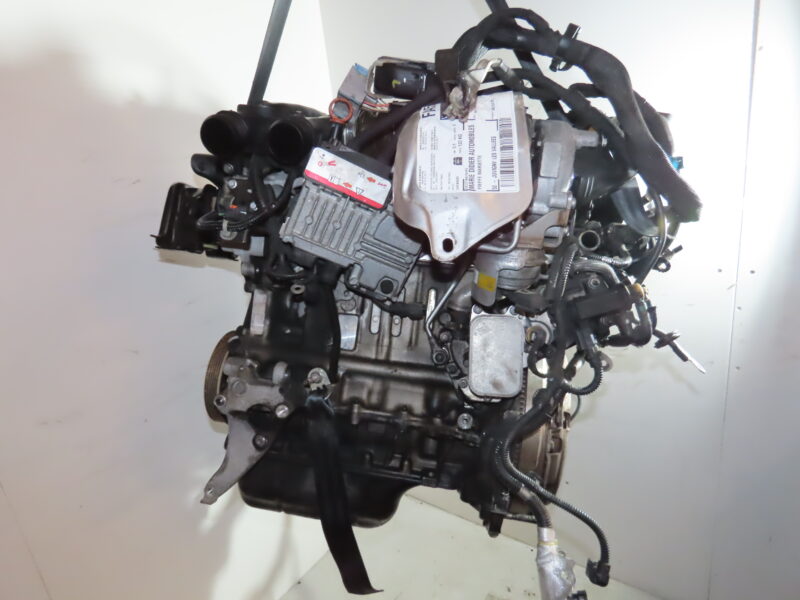 PEUGEOT-MOTEUR COMPLET