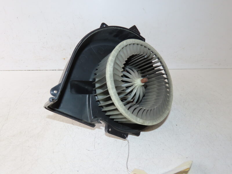 VOLKSWAGEN-MOTEUR VENTILATEUR CHAUFFAGE