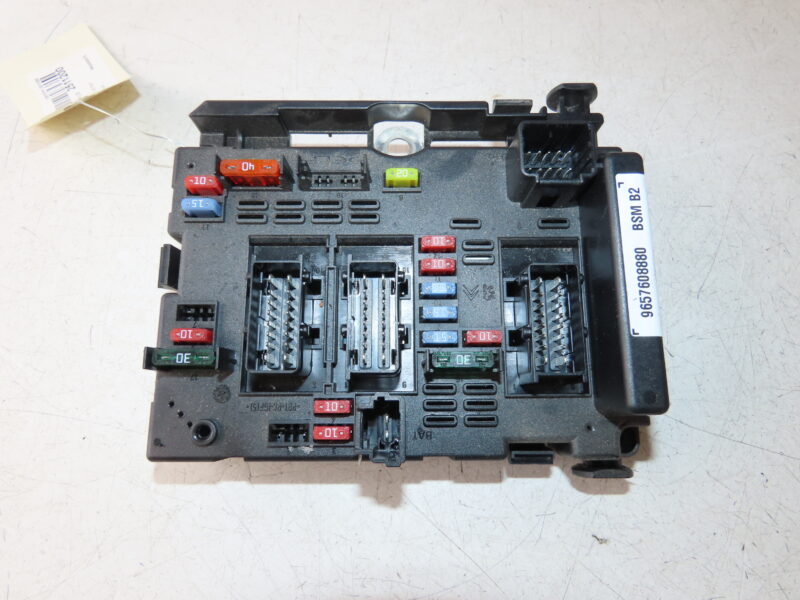 PEUGEOT-BSM (BOITIER SERVITUDE MOTEUR)
