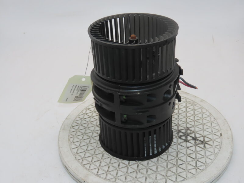 RENAULT-MOTEUR VENTILATEUR CHAUFFAGE