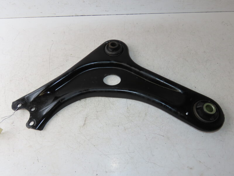 PEUGEOT-TRIANGLE INF AVG