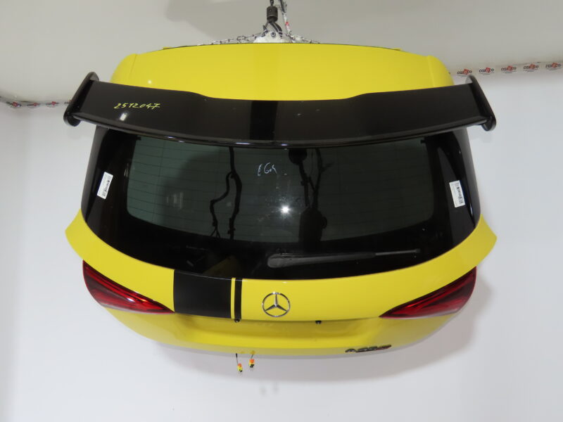 MERCEDES-HAYON