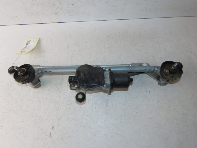 NISSAN-MOTEUR ESSUIE-GLACE AV