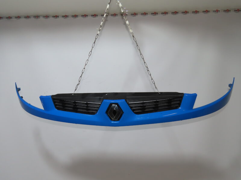 RENAULT-CALANDRE